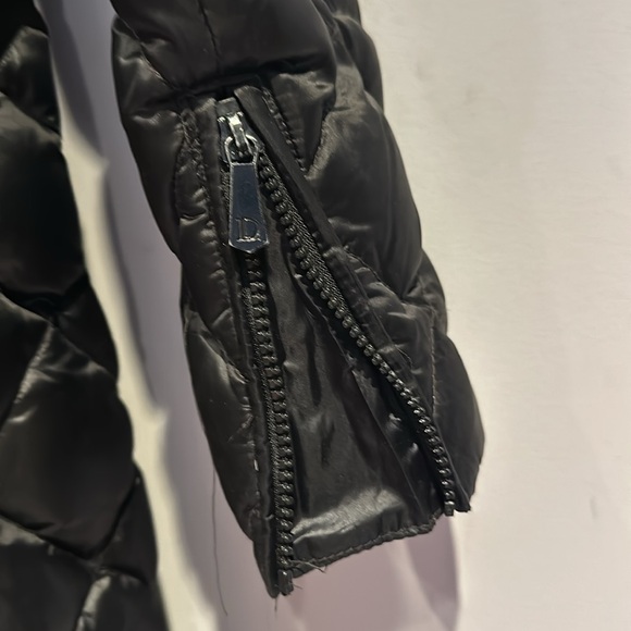 DL2 by Dawn Levy long down coat with fur hood - Picture 4 of 13